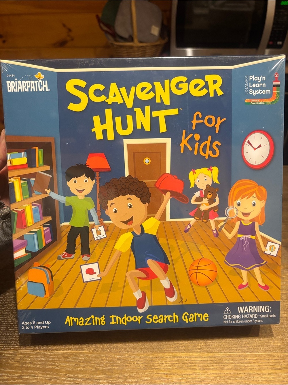 Briarpatch Scavenger Hunt for Kids - Blue Indoor Search Game